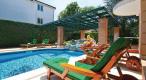 Hot sale of luxury villa for sale in Porec, just 400 meters from the beach - pic 5