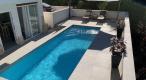 Solid villa in the centre of Opatija, with swimming pool, just 100 meters from the sea - pic 1