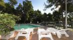 Exceptional apartment in 5***** seafront complex with swimming pool near Split - pic 11